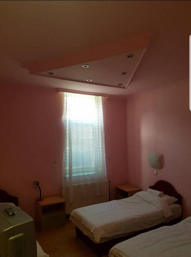 Viktorija Nova Hotel Kanjiža Екстериор снимка